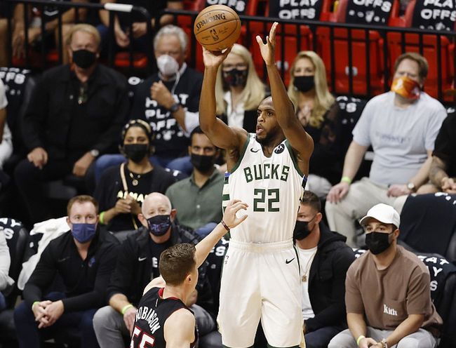 角站位稳住 角站位稳住