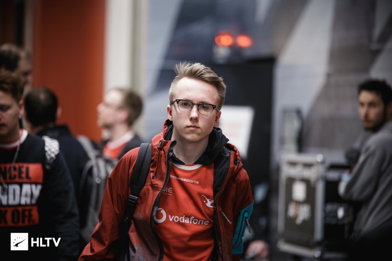 而持续异常 而持续异常